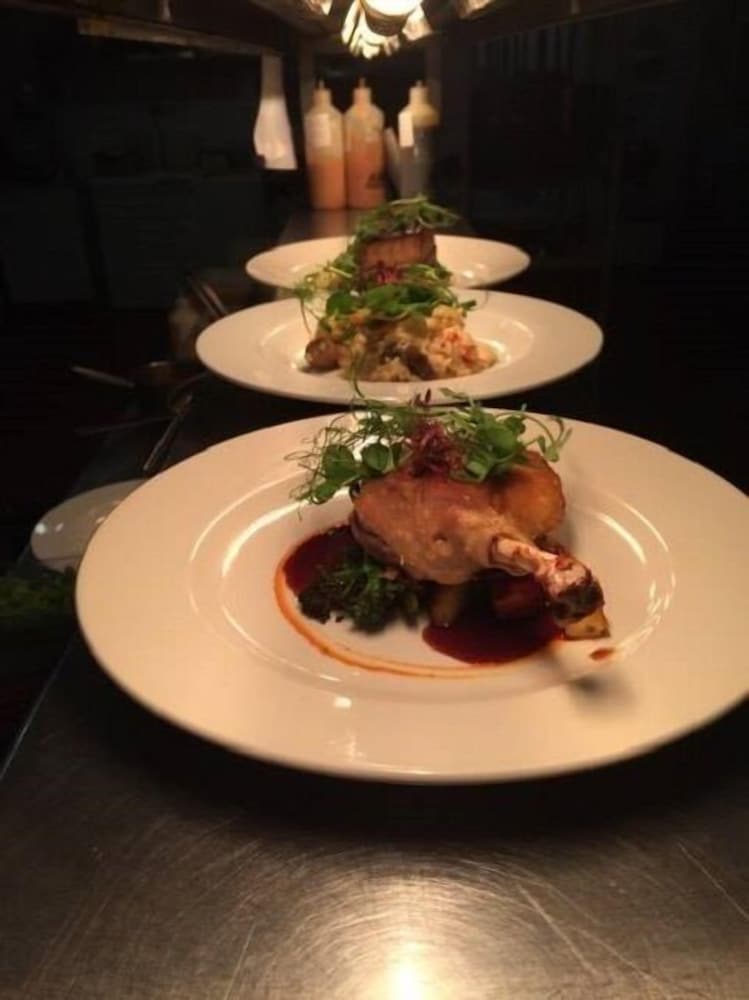 Фото The Mill House Inn