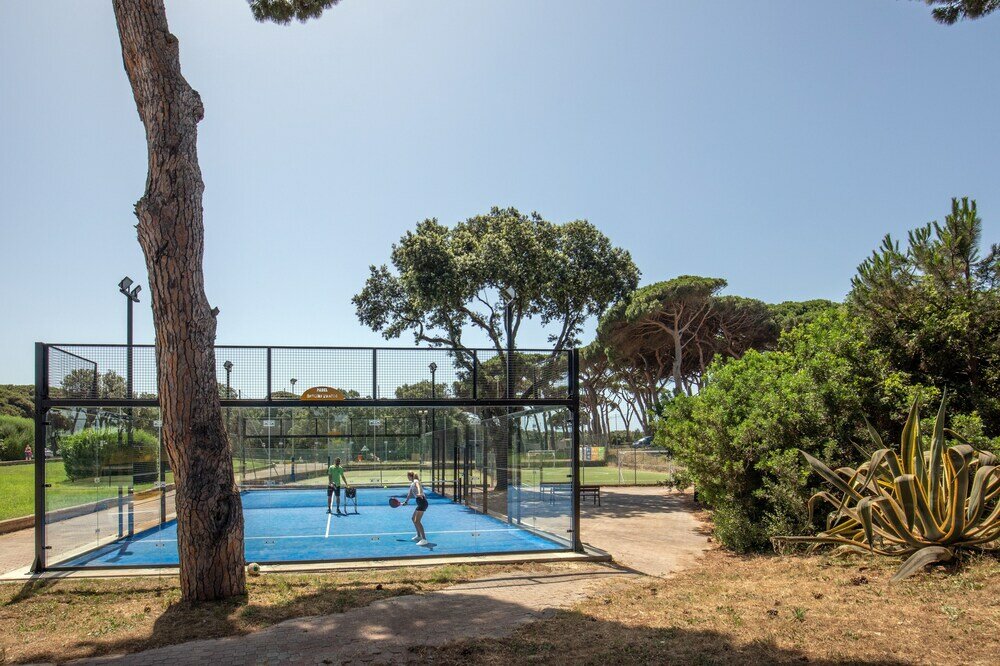 Фото Camping Village Parco della Gallinara