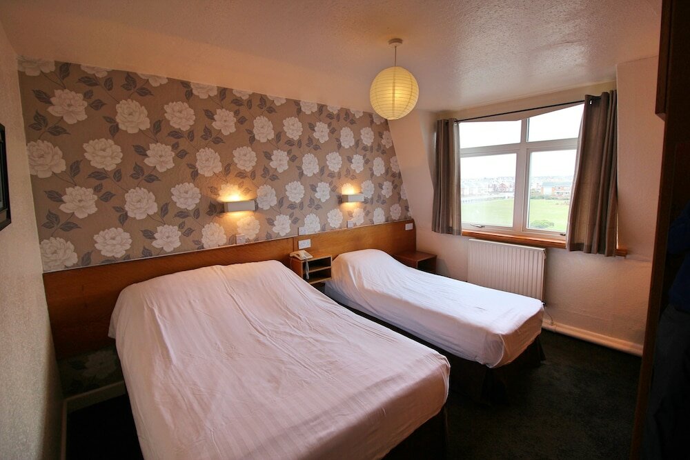 Фото The Headlands Hotel