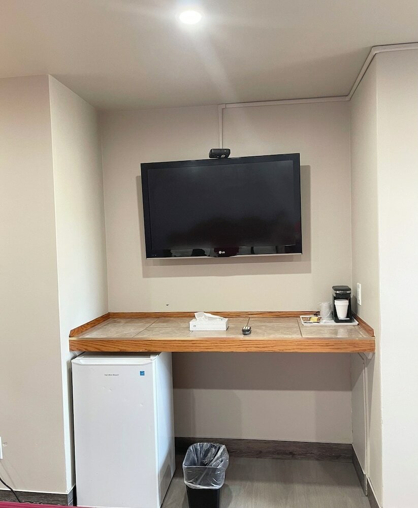 Фото Thriftlodge by Wyndham Moncton