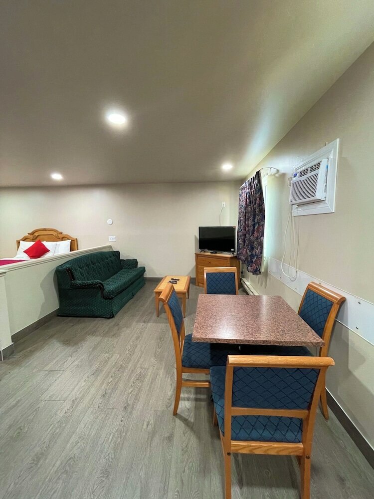 Фото Thriftlodge by Wyndham Moncton