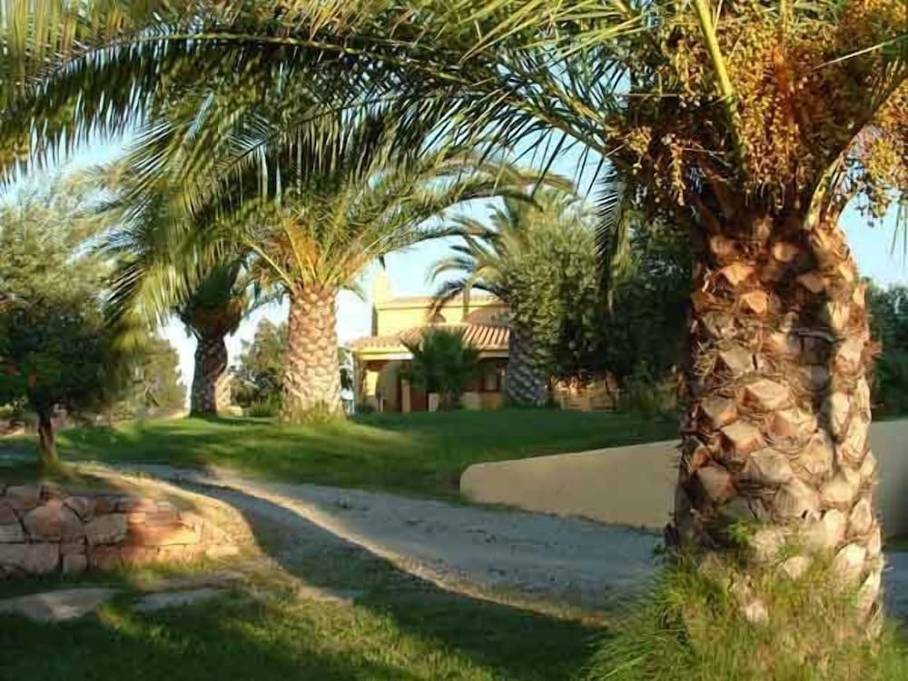 Фото Hotel Genna e Masoni