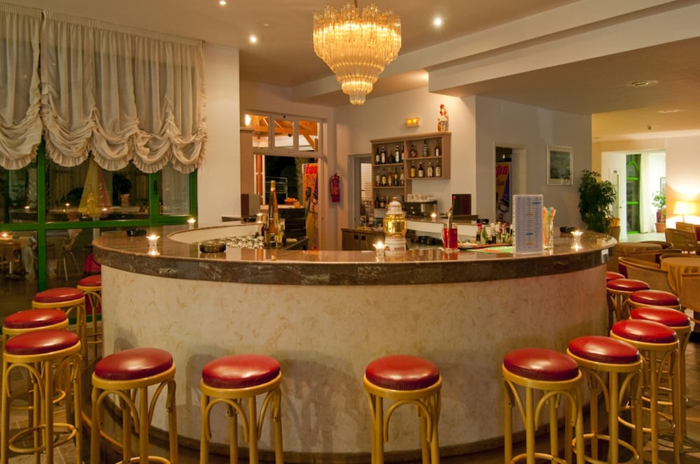 Фото Alexandra City Hotel