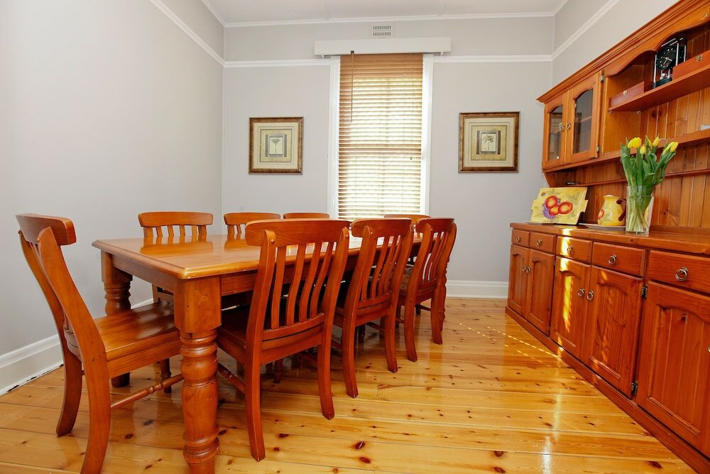 Фото Emaroo Cottages Broken Hill