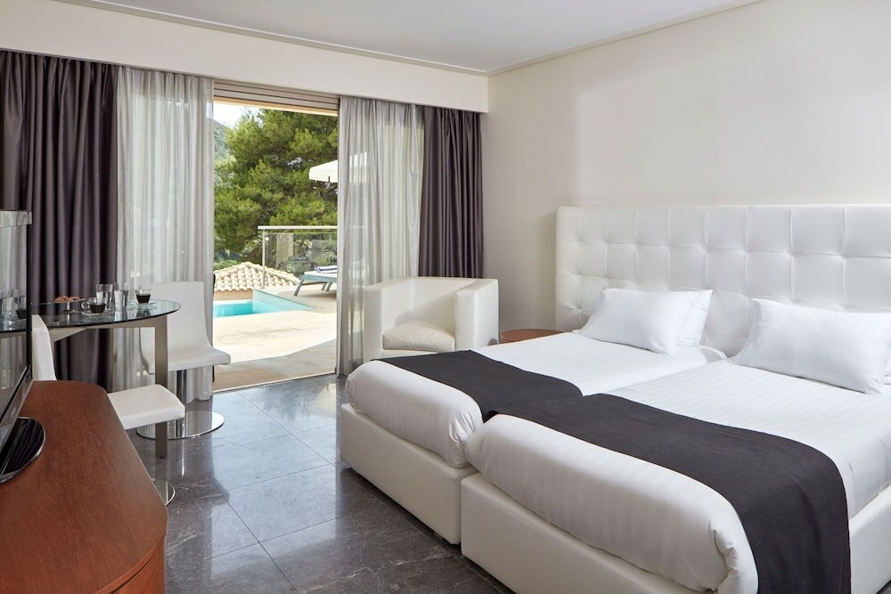 Фото Atlantica Grand Mediterraneo Resort