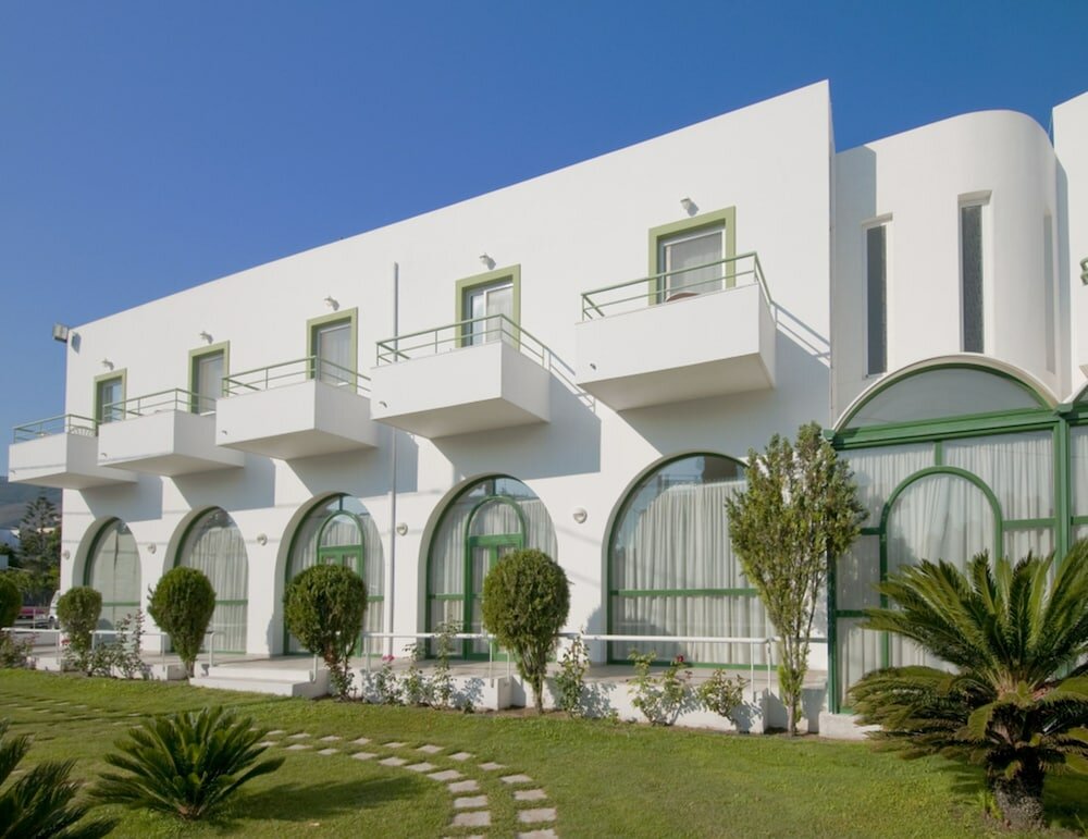 Фото Alexandra City Hotel