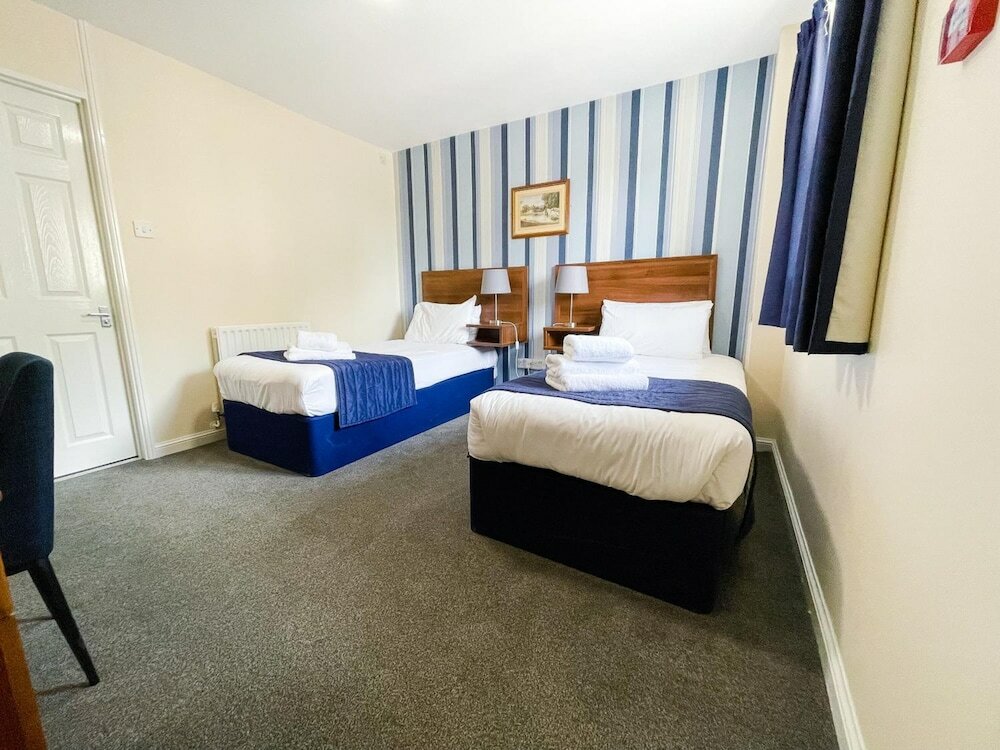 Фото The Angel Hotel