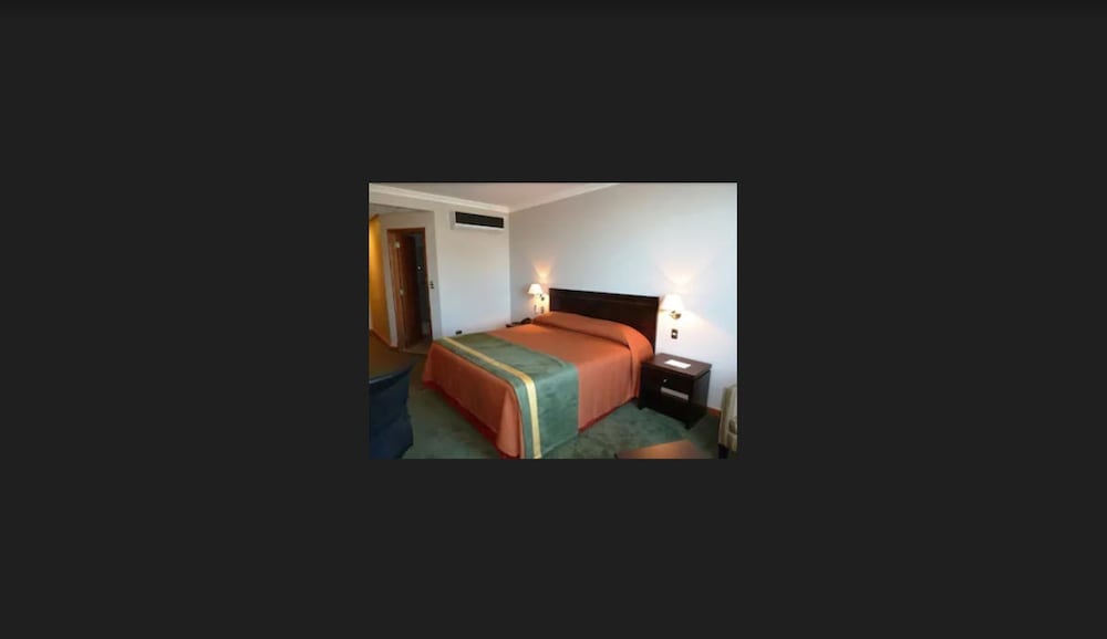 Фото Diego Almagro Lomas Verdes