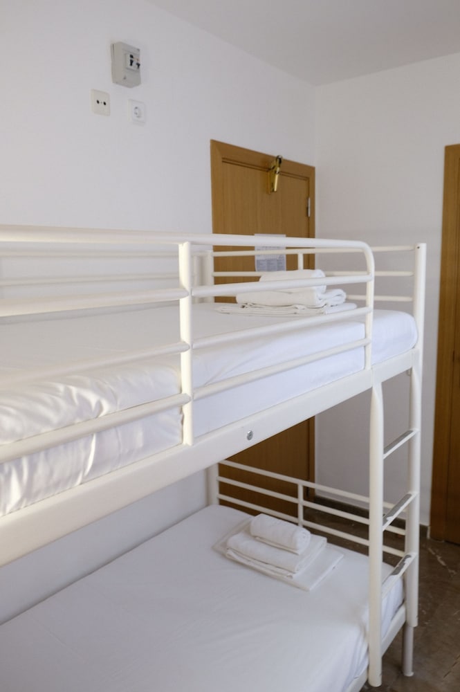 Фото Hotel La Caleta de Tamariu