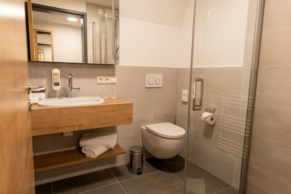 Фото Hotel Landgasthaus Ständenhof