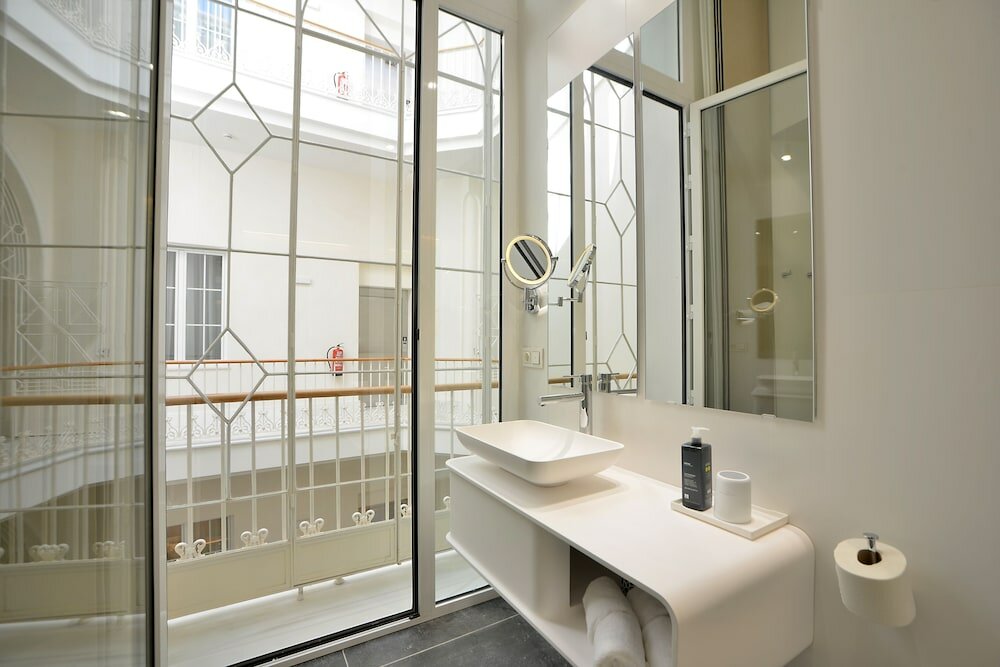 Фото Plaza Mina Suites - Adults Recommended