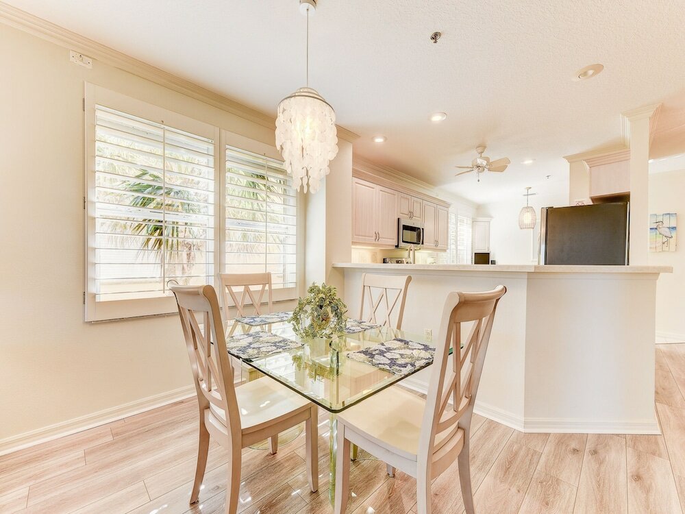 Фото South Beach Club 205