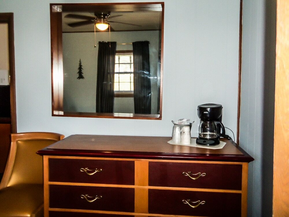 Фото The Gold Pan Motel