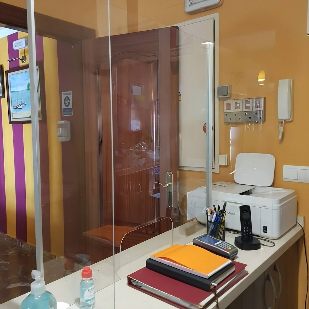 Фото Pensión La Vega