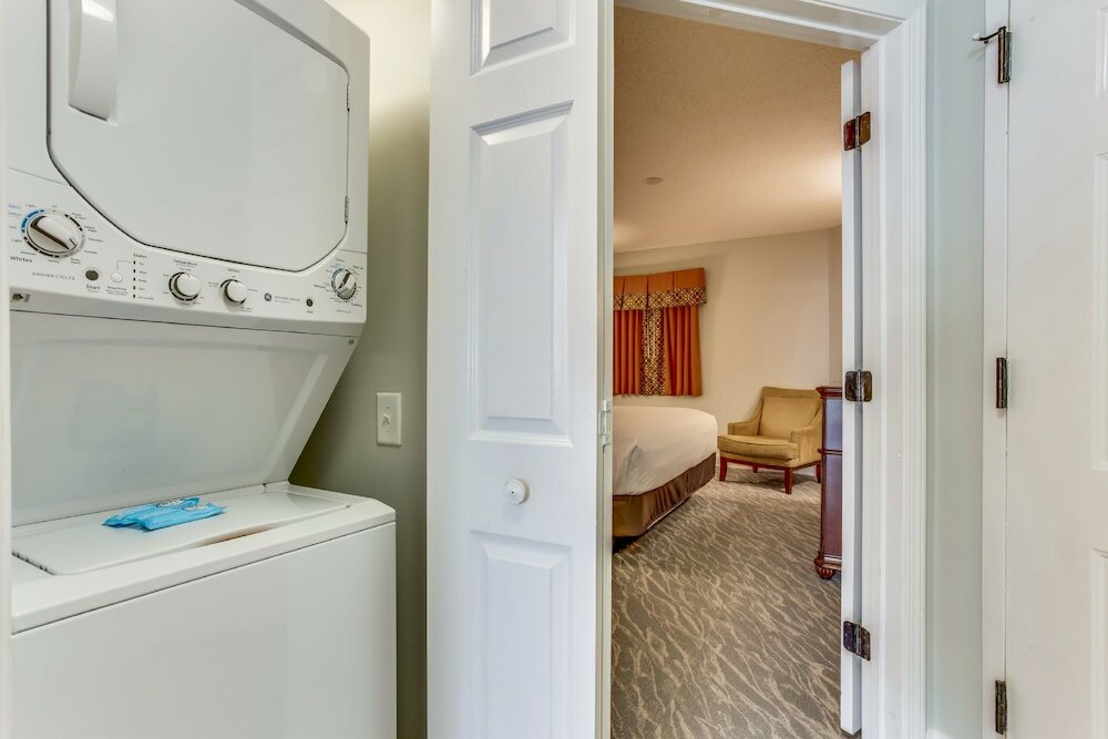 Фото Beachfront Anderson Condos by Hosteeva