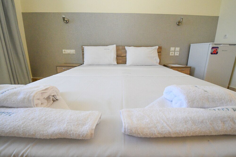 Фото Nefeli Beach Hotel