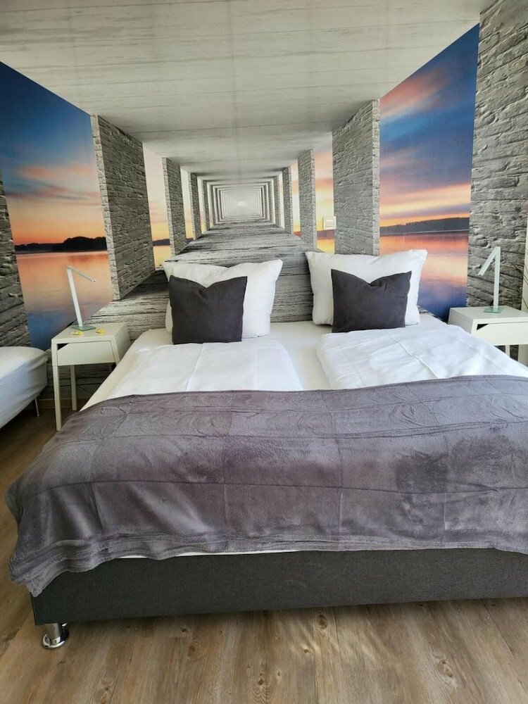 Фото Hotel Seeblick am Sankelmarker See