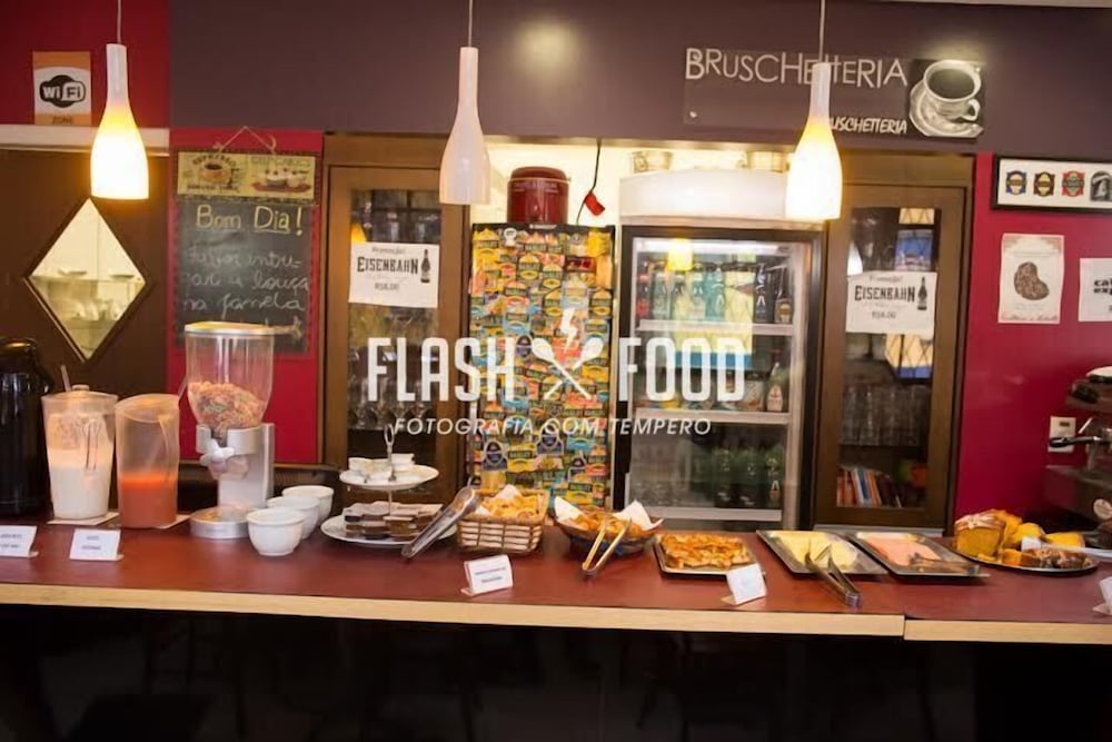 Фото Porto Alegre Hostel Boutique