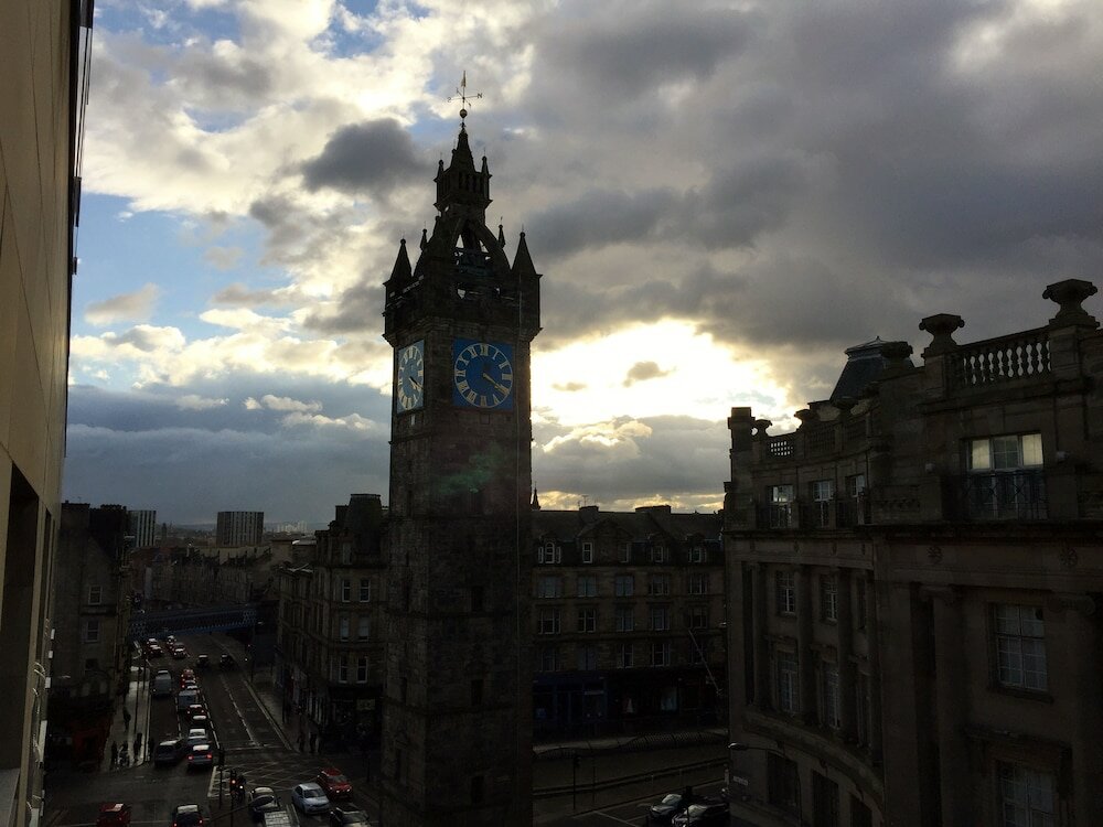 Фото Tolbooth Apartments