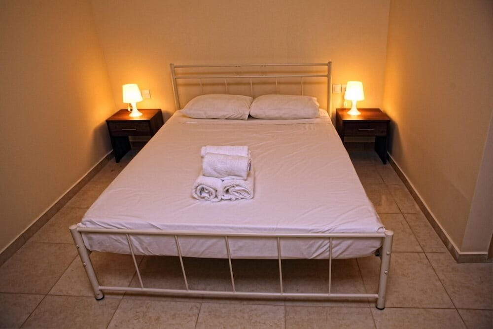 Фото Niriides Beach Hotel