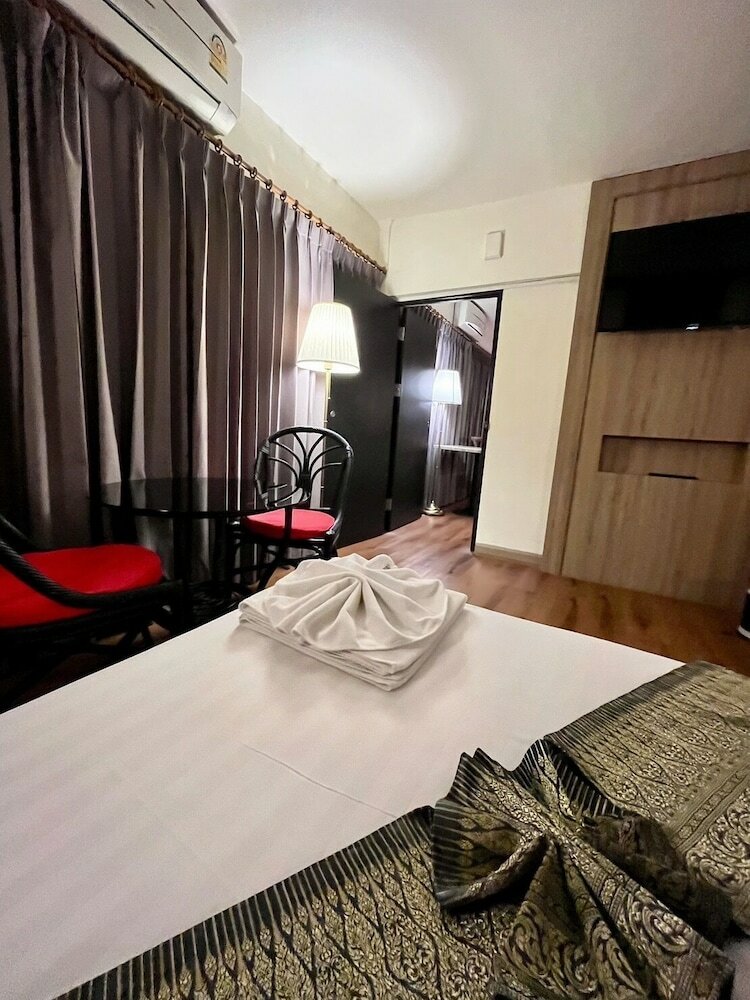 Фото Nak Nakara Hotel