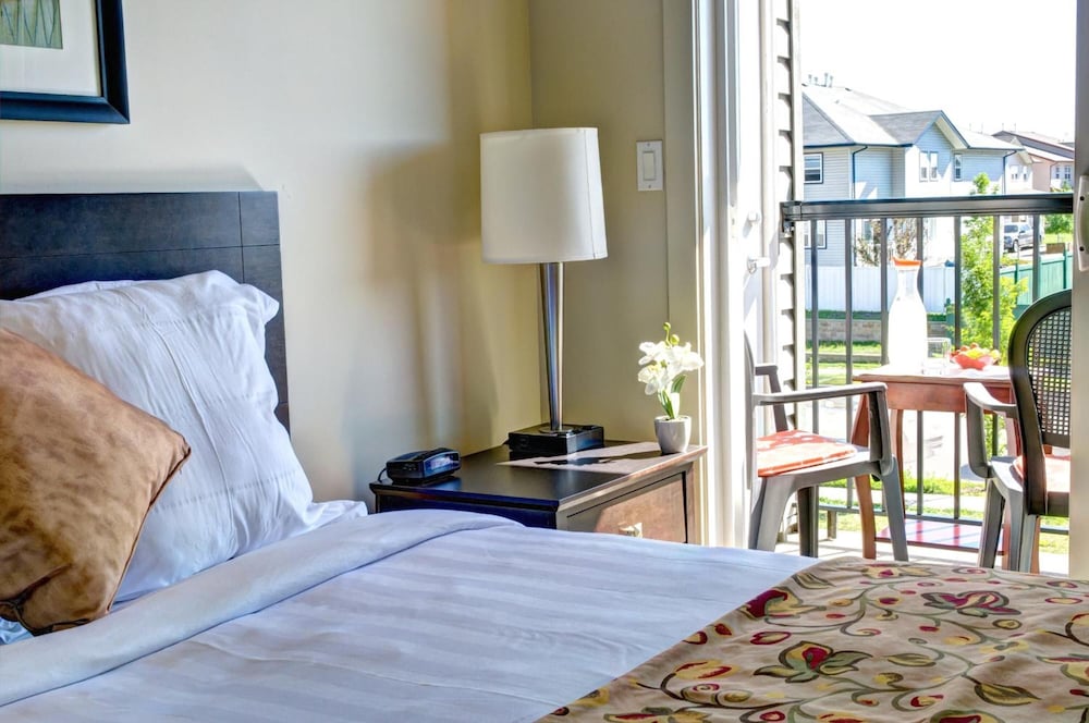 Фото Clearwater Residence Hotel Timberlea