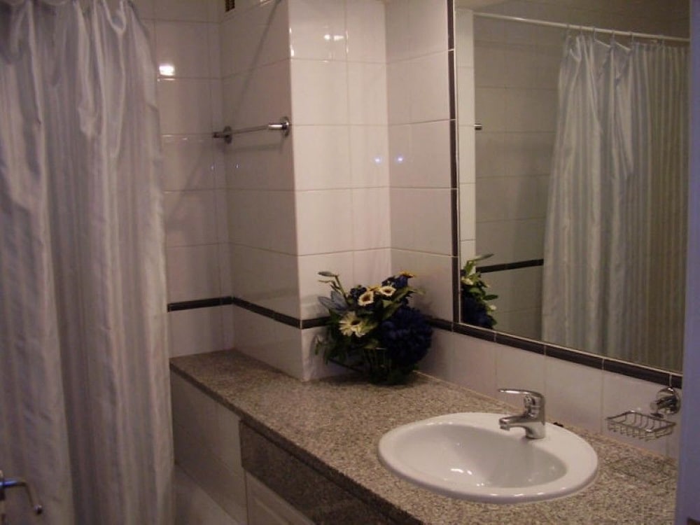 Фото Apartamentos Varandas da Rocha