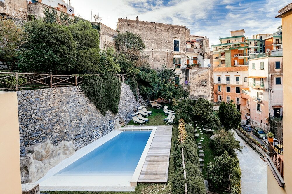 Фото Amalfi Resort