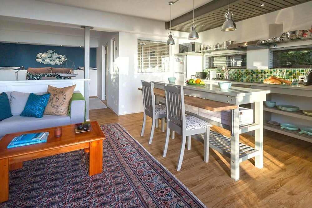 Фото Watercolours Studios