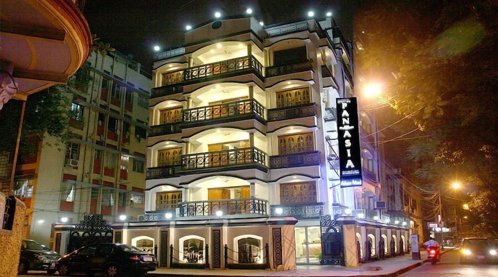 Фото отеля 1