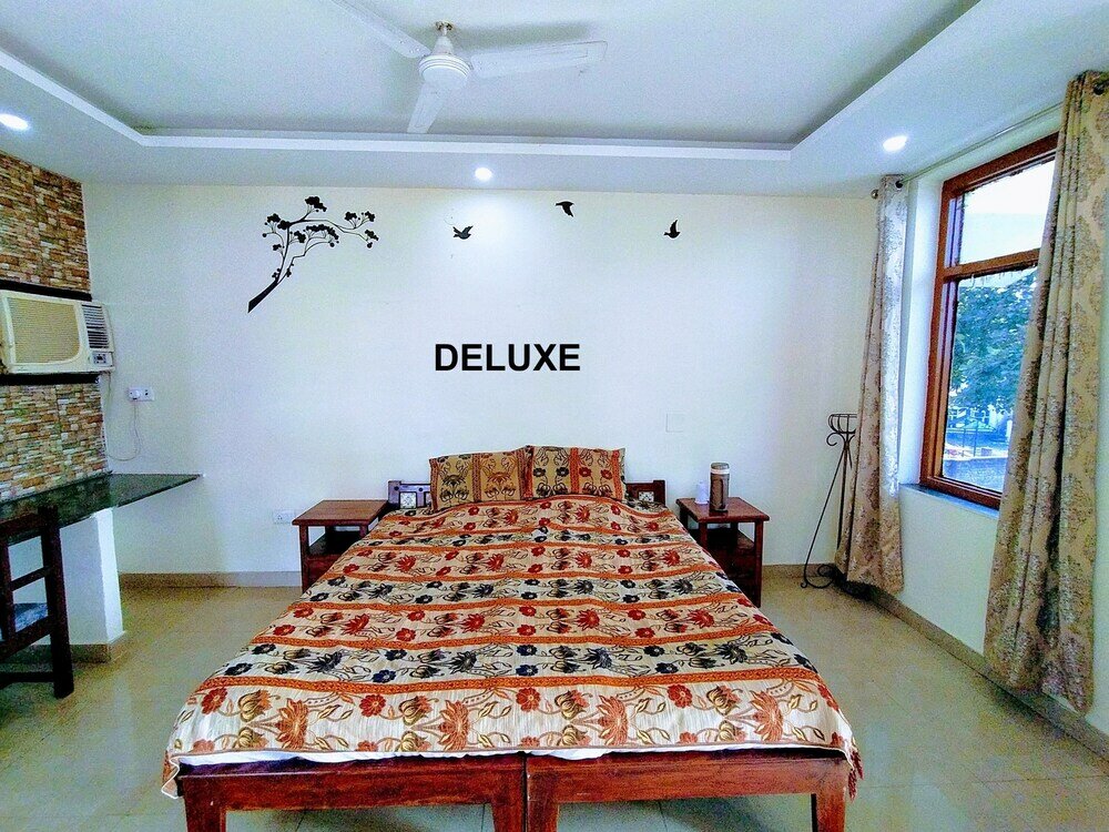 Фото The New Swaraj Resort