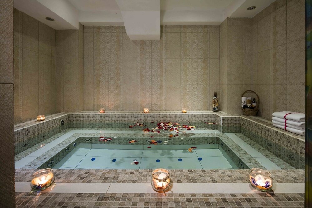 Фото Paradise Saigon Boutique Hotel & SPA