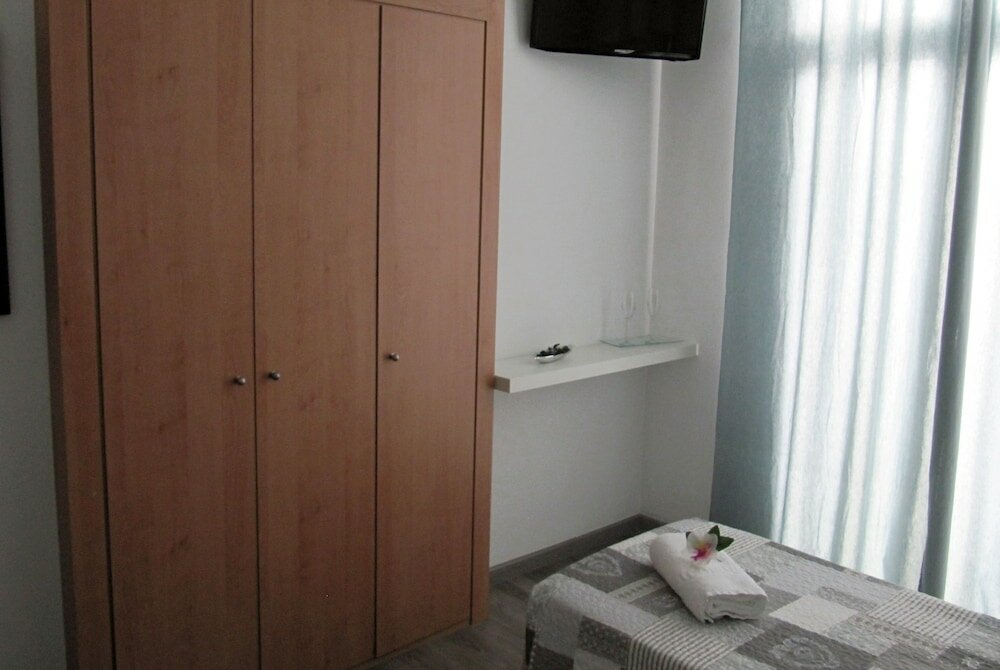 Фото Hostal Pensió Maricel