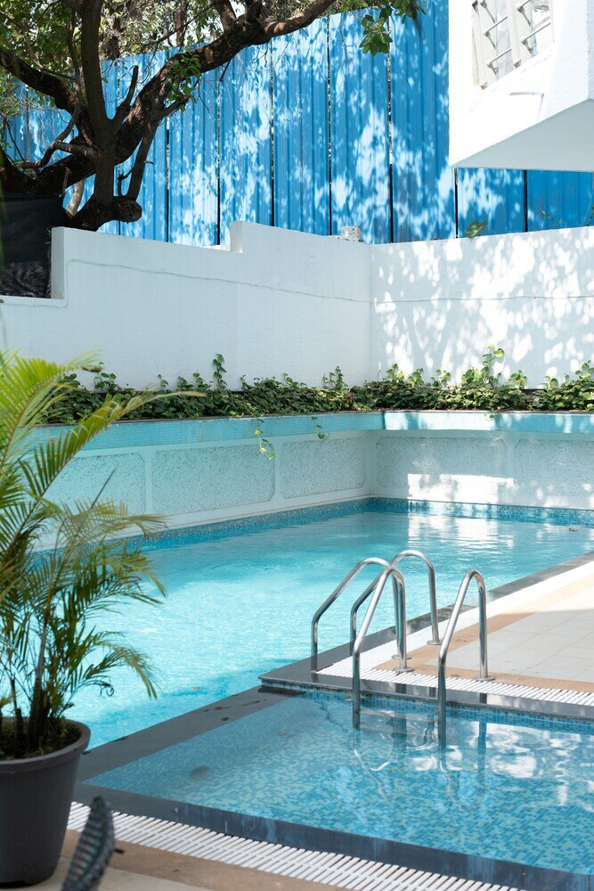 Фото Living Room by Seasons Hotels