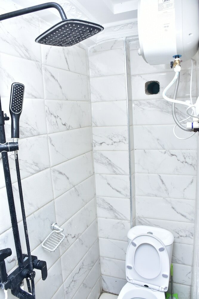 Фото Thrivemax Hotel and Suites