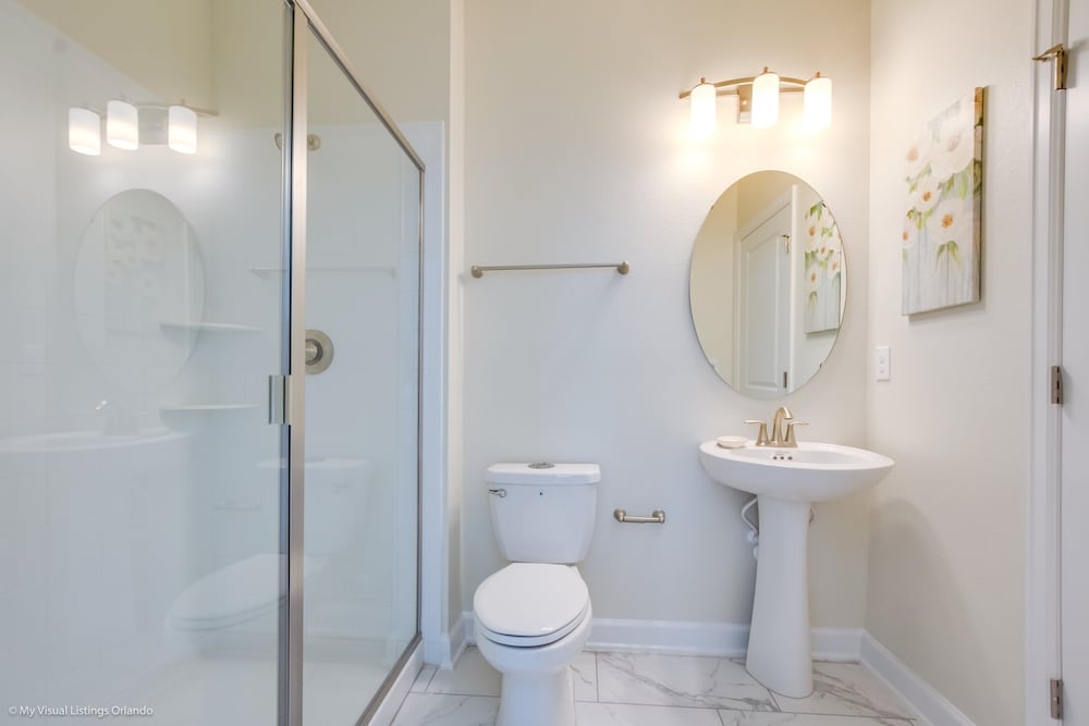 Фото 6 Bedroom Fiji Model at Champions Gate