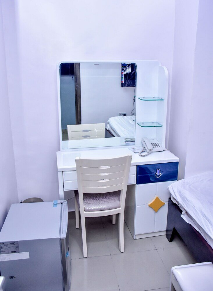 Фото Thrivemax Hotel and Suites