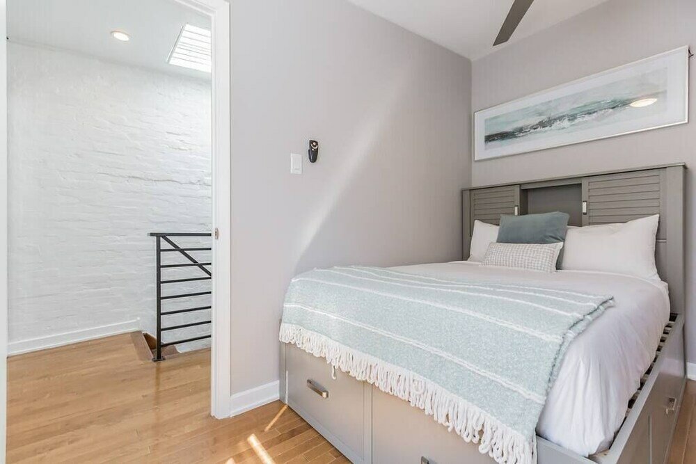 Фото 1838 Webster