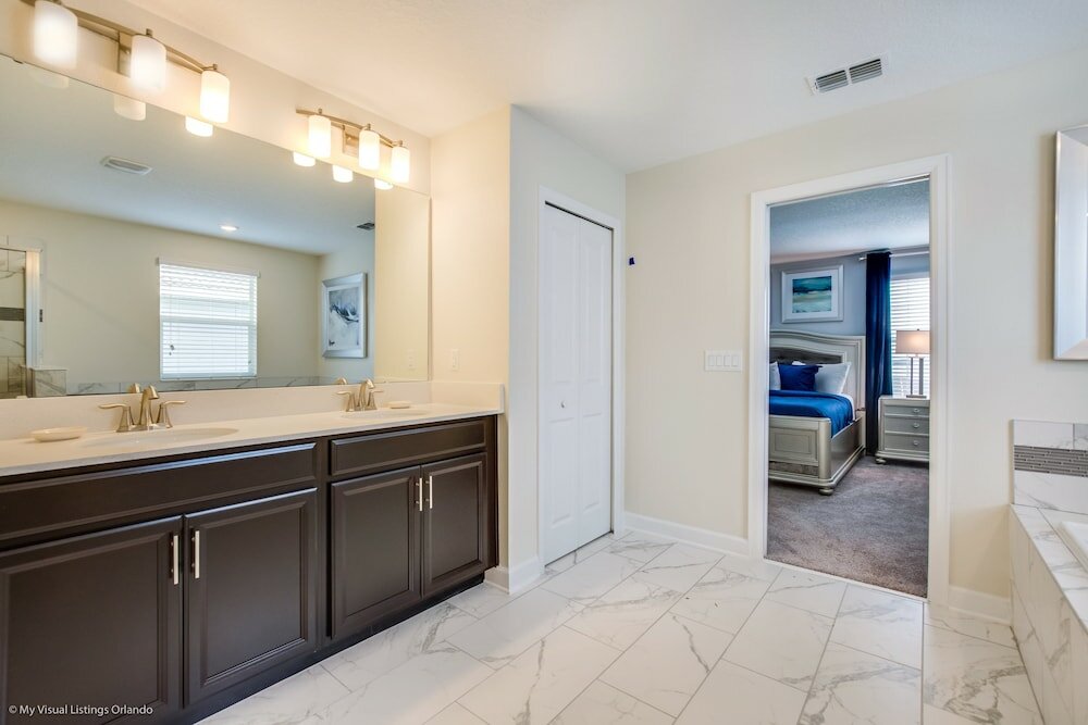 Фото 6 Bedroom Fiji Model at Champions Gate