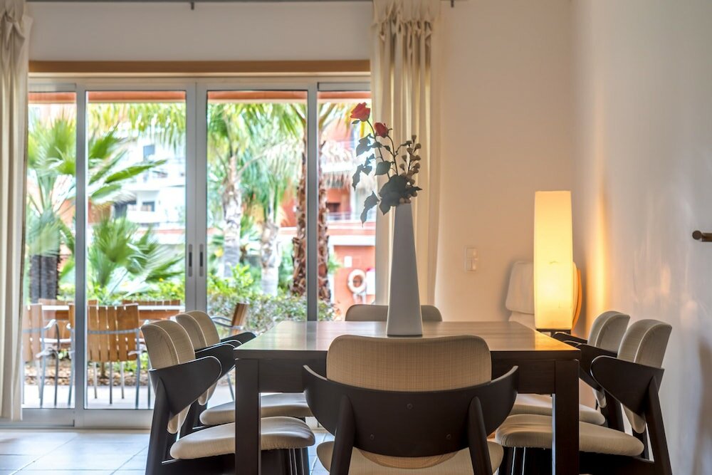 Фото Palm01 · Palm Village Apartment 3b · Wifi · A/c · Terrace