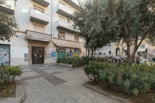 San Lorenzo Roomy Apartment