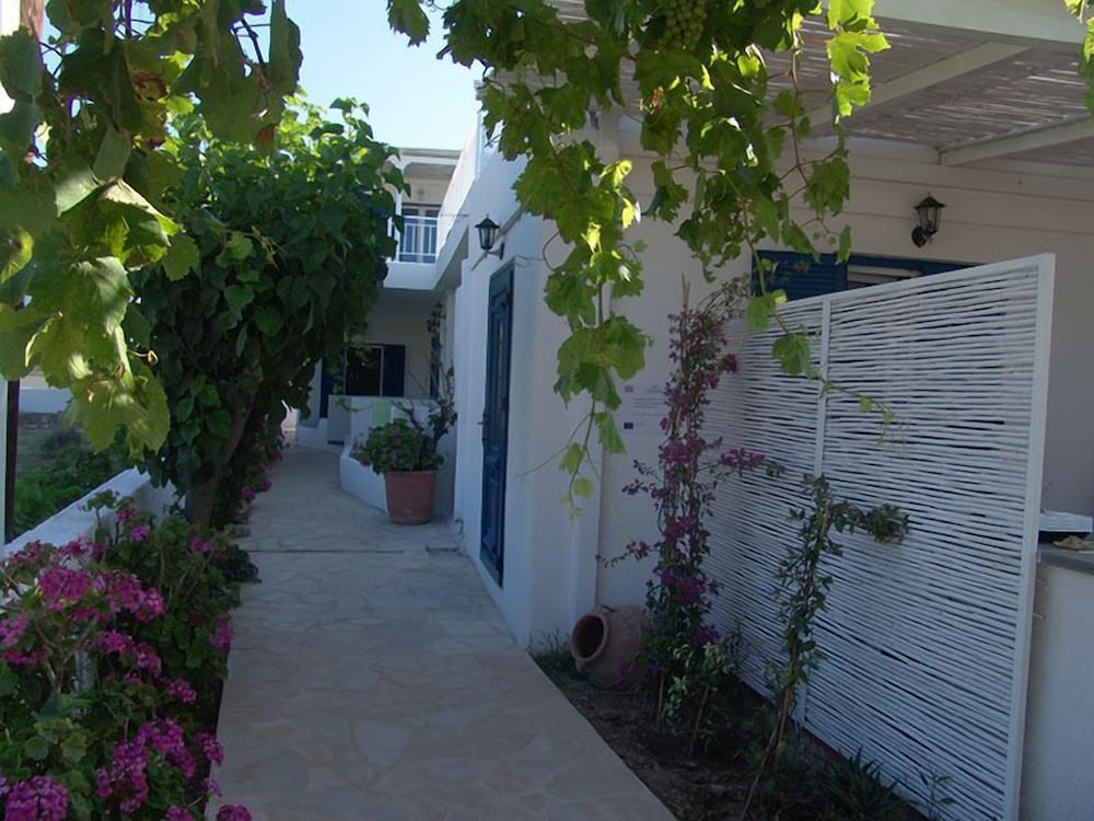 Фото Avlomonasbeach – Adults Only