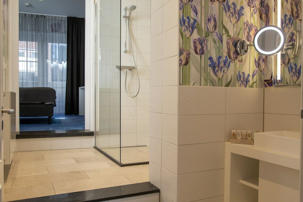 Фото Eden Studios and Apartments