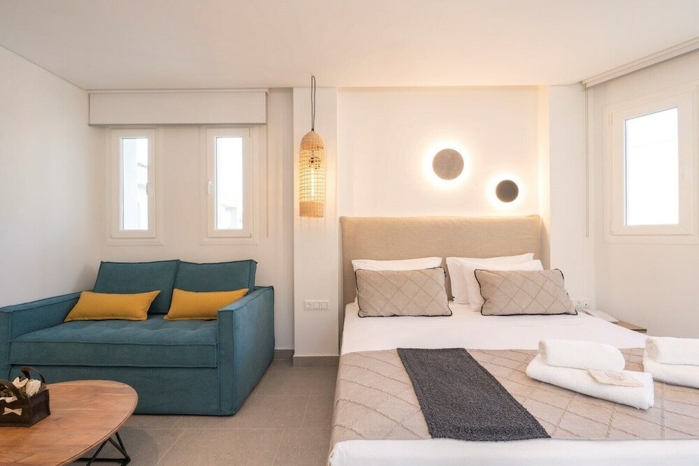 Фото Mirablue Luxury Residences