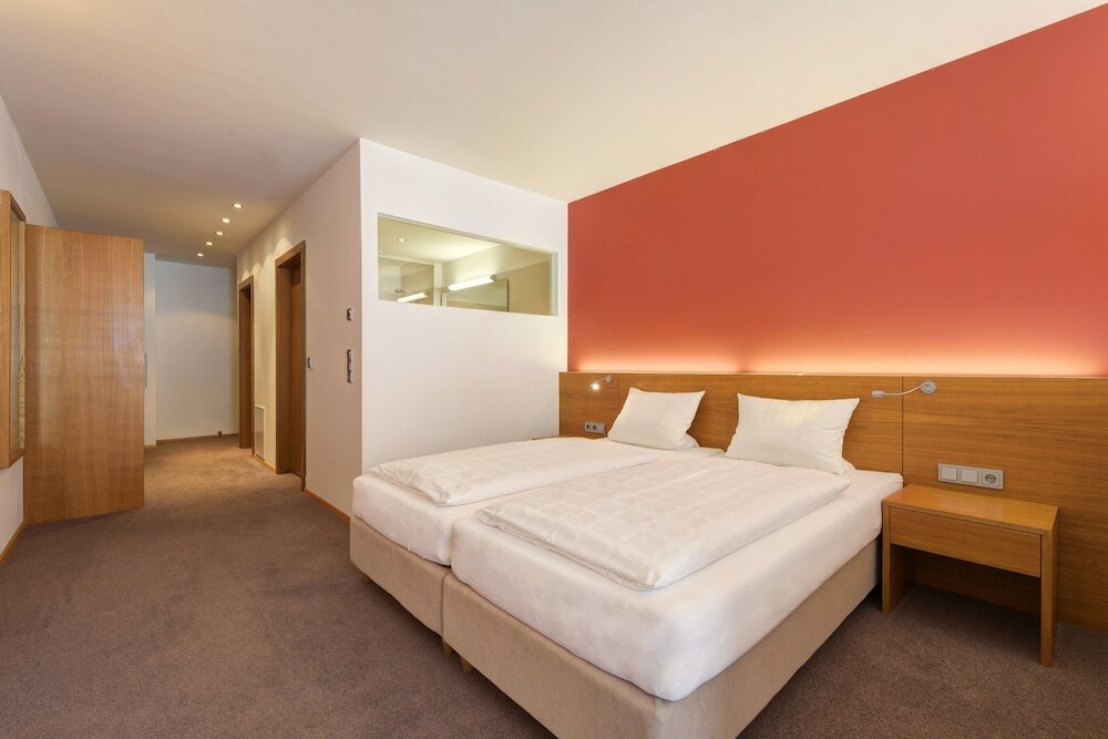 Фото Hotel Alpenland