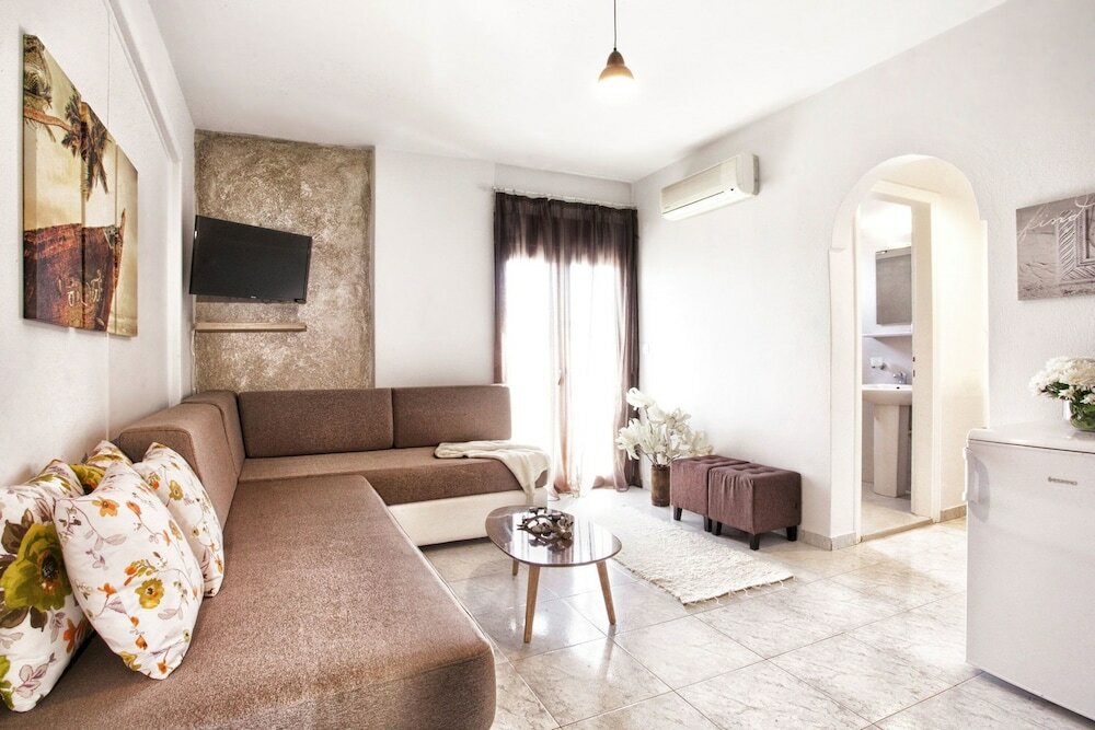 Фото Asprolithos Studios