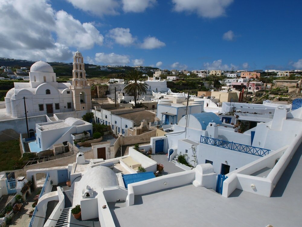 Фото Santorini Caves