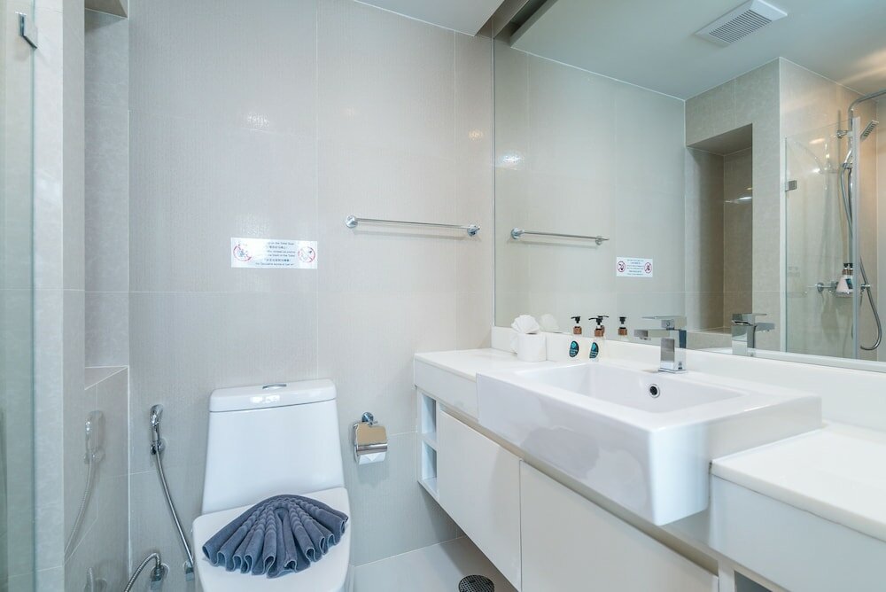 Фото Aristo Surin by Lofty