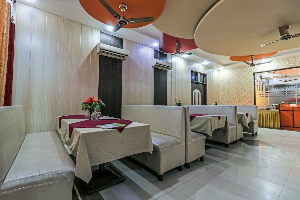 Фото Oyo 18465 Hotel Nestway