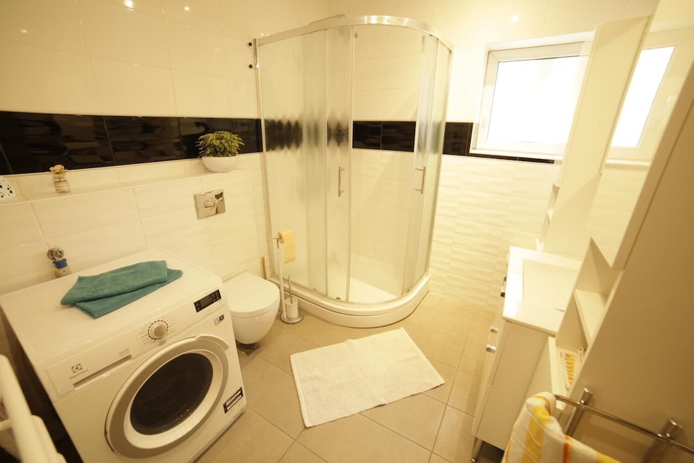 Фото Apartment F9